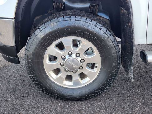 Used 2014 GMC Sierra 2500 SLT image 16