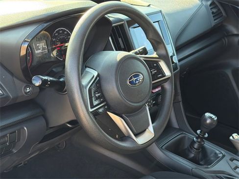 Used 2018 Subaru Crosstrek 2.0i image 19