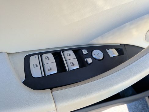 Used 2022 BMW X3 xDrive30i w/ Premium Package 2 image 29