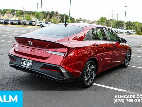 Used 2025 Hyundai Elantra Sport image 6