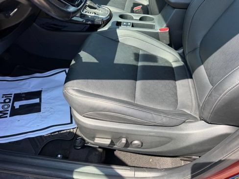 Certified 2023 Kia Seltos SX AWD/4WD image 17