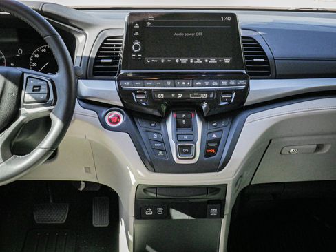 Used 2025 Honda Odyssey EX-L image 29