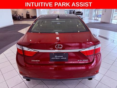Used 2015 Lexus ES 350 w/ Ultra Luxury Package image 7
