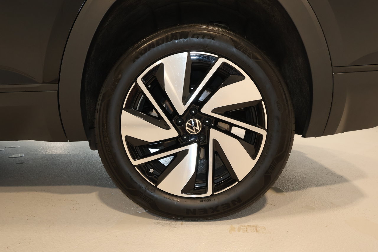 Used 2026 Volkswagen Atlas SE AWD/4WD image 33