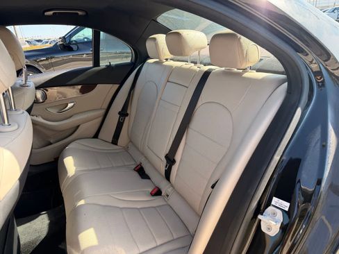 Used 2015 Mercedes-Benz C 300 4MATIC Sedan image 10
