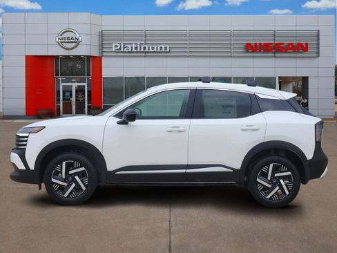 New 2026 Nissan Kicks SV FWD image 3