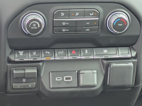 New 2026 Chevrolet Silverado 2500 Custom w/ Custom Value Package AWD/4WD image 22