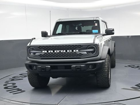 Used 2023 Ford Bronco Badlands w/ Sasquatch Package image 13