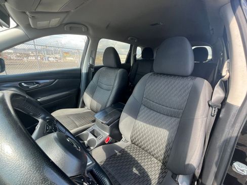 Used 2020 Nissan Rogue SV AWD/4WD image 37