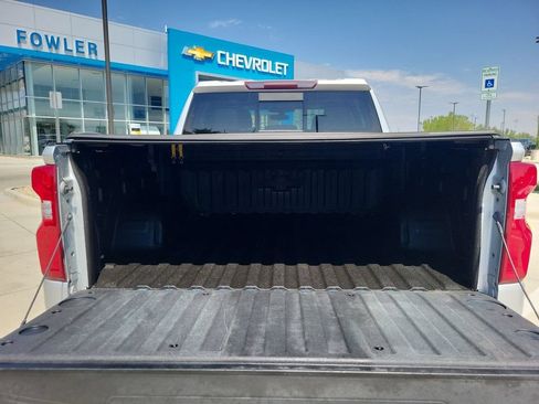 Used 2019 Chevrolet Silverado 1500 RST AWD/4WD image 31