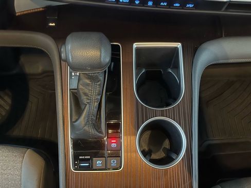 Used 2022 Toyota Sienna LE image 15