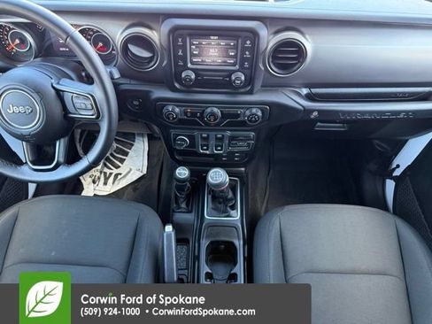 Used 2018 Jeep Wrangler Sport AWD/4WD image 25