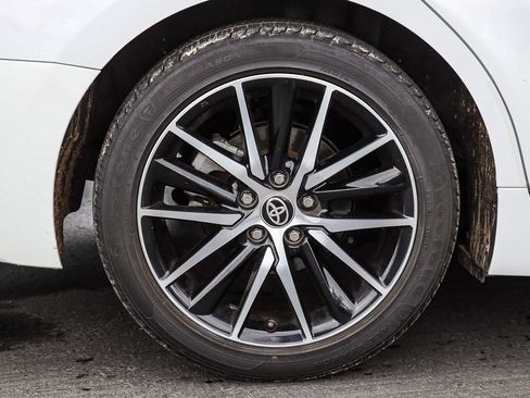 Used 2023 Toyota Camry SE image 7