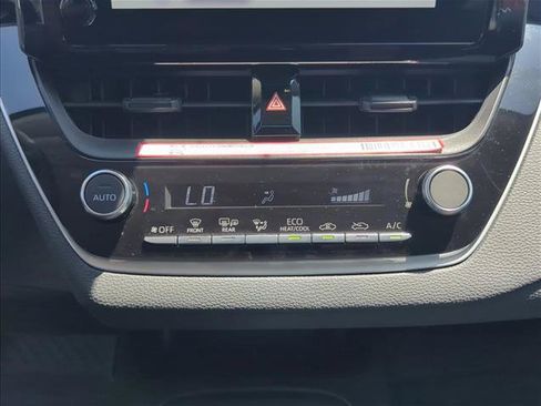 Certified 2026 Toyota Corolla LE FWD image 21