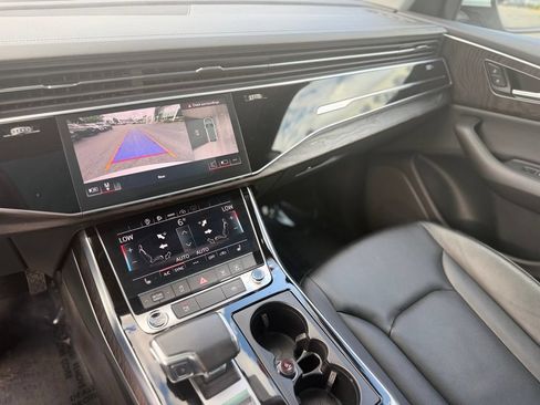 Used 2023 Audi Q8 Premium w/ Convenience Package AWD/4WD image 21