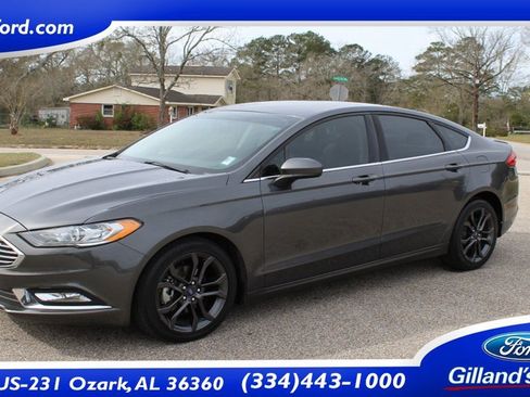 Used 2018 Ford Fusion SE w/ Equipment Group 201A image 1