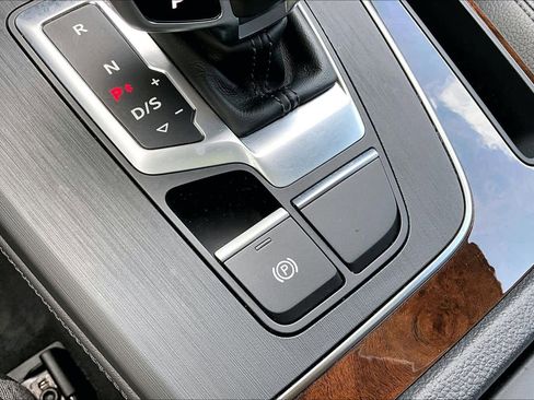 Used 2020 Audi Q5 2.0T Premium Plus w/ Premium Plus Package image 34