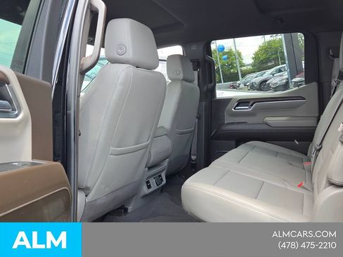 Used 2024 GMC Sierra 1500 SLT RWD image 7