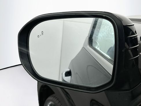 Used 2022 Kia Telluride S image 16