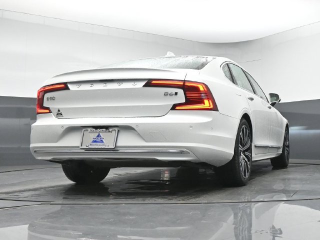 Used 2023 Volvo S90 B6 Plus w/ Protection Package AWD/4WD image 42