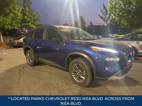 Used 2023 Nissan Rogue S FWD image 2