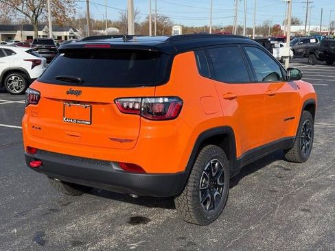 New 2026 Jeep Compass Trailhawk image 3