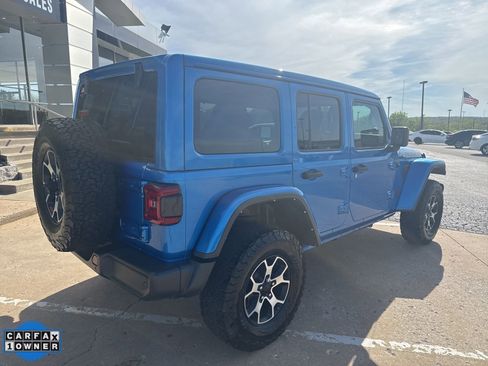 Used 2022 Jeep Wrangler Unlimited Rubicon w/ LED Lighting Group AWD/4WD image 3