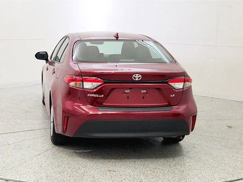 Used 2026 Toyota Corolla LE FWD image 6