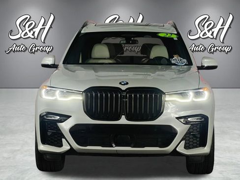 Used 2022 BMW X7 xDrive40i w/ M Sport Package AWD/4WD image 25