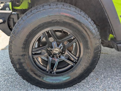 Used 2012 Jeep Wrangler Sport AWD/4WD image 3