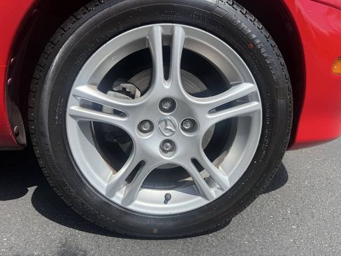 Used 2005 MAZDA MX-5 Miata RWD image 25