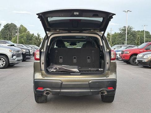 Certified 2024 Subaru Ascent Touring AWD/4WD image 15