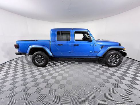 New 2026 Jeep Gladiator Sport image 8