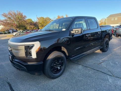 New 2025 Ford F150 Lightning XLT image 2