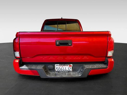 Used 2017 Toyota Tacoma SR w/ SR Convenience Package RWD image 6