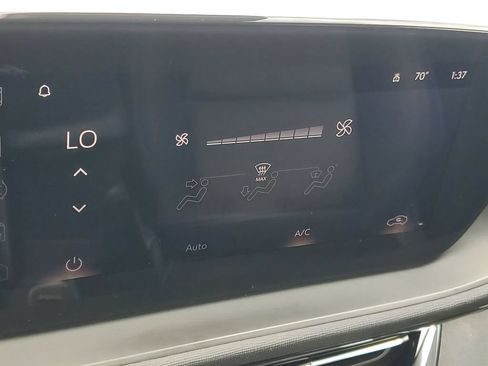 Used 2025 Buick Envista Sport Touring FWD image 22