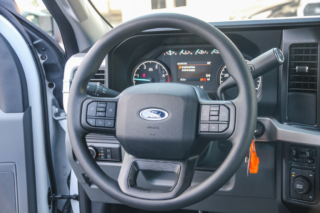 New 2026 Ford F550 4x4 SuperCab Super Duty image 19
