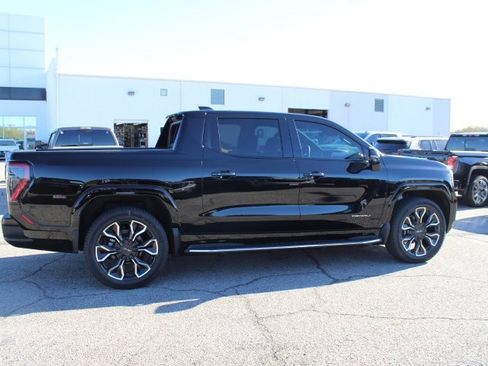 New 2025 GMC Sierra EV Denali image 6
