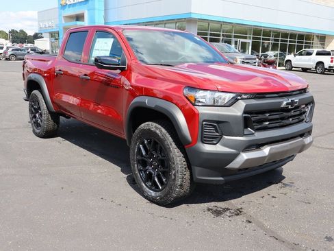 New 2026 Chevrolet Colorado Trail Boss image 2