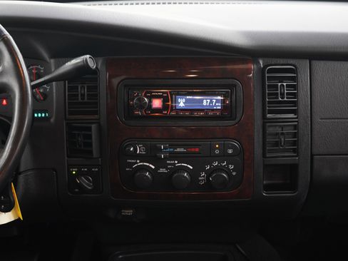 Used 2002 Dodge Durango SLT Plus AWD/4WD image 17