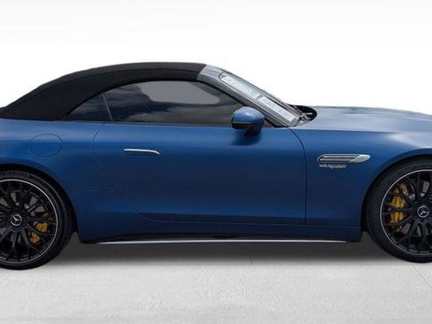 Used 2022 Mercedes-Benz SL 63 AMG SL 63 AMG image 3