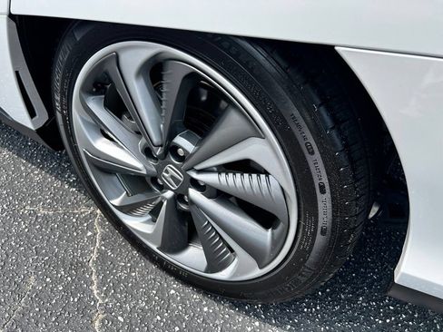 Used 2021 Honda Clarity Touring image 19