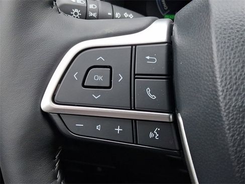 New 2026 Toyota Highlander Platinum image 18