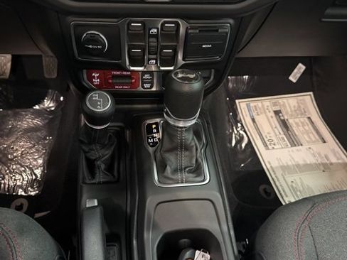 New 2026 Jeep Wrangler Unlimited Rubicon image 11