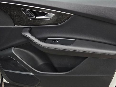 Used 2023 Audi Q7 3.0T Premium Plus image 8