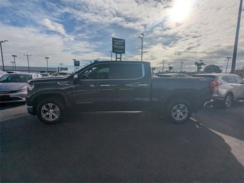 Used 2024 GMC Sierra 1500 SLT image 7