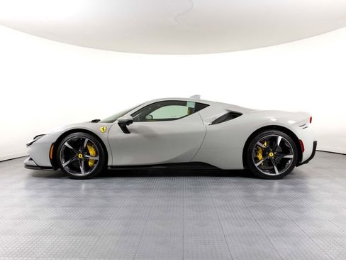 Certified 2023 Ferrari SF90 Stradale image 3