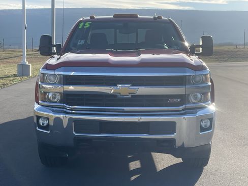 Used 2015 Chevrolet Silverado 2500 LT w/ LT Convenience Package image 9