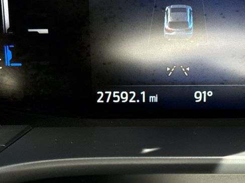 Used 2025 Ford Escape ST-Line FWD image 18