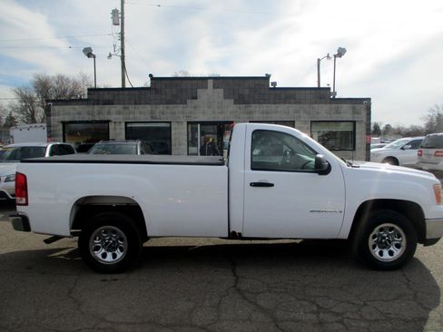 Used 2009 GMC Sierra 1500 W/T w/ SL Package image 2